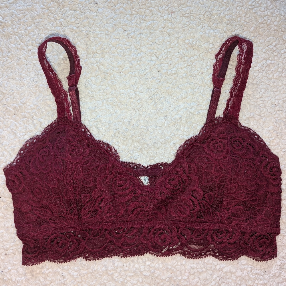 Mudd burgundy lace bralette - Medium - removable padding - Rose Design